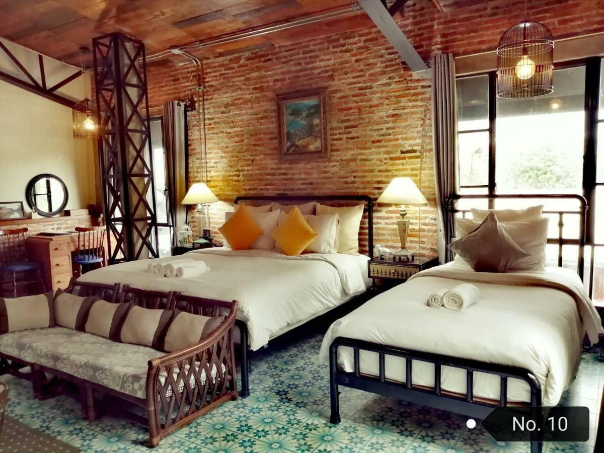 Px122 Dbest Hotel Нан Экстерьер фото
