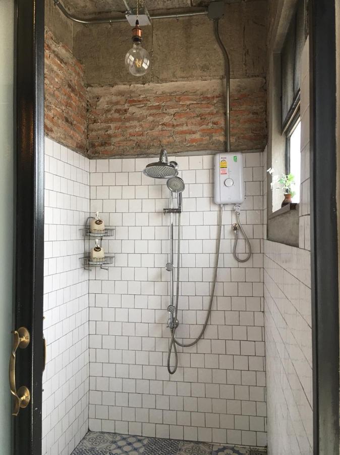 Px122 Dbest Hotel Нан Экстерьер фото
